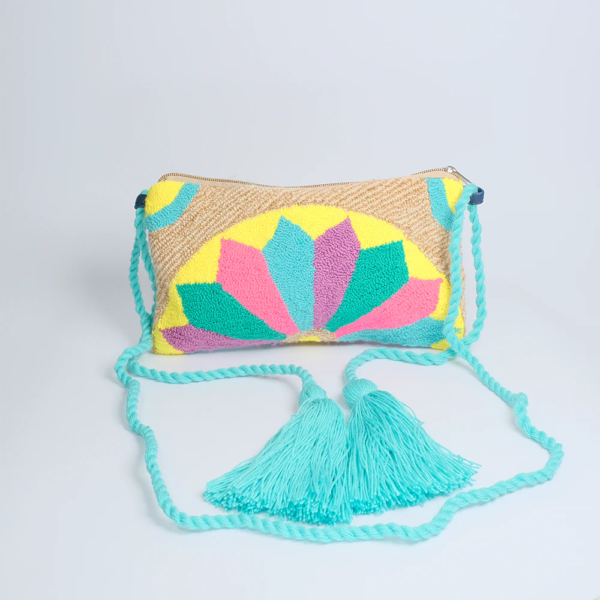 Sobre Pastel Sunrise Tapizado con Borlas y Diseno Boho F8-05